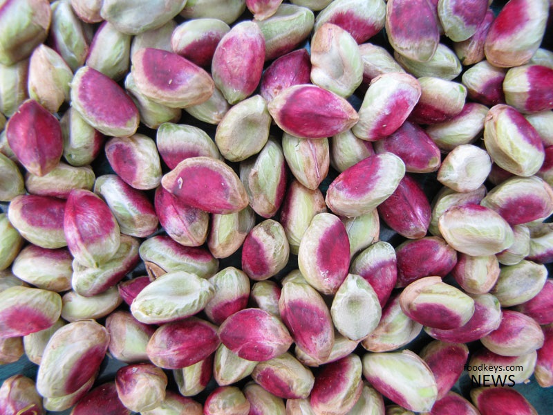 تعرفه صادرات پسته به روسیه برداشته شد