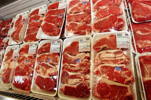 عرضه نامحدود و تک نرخی گوشت بسته بندی وارداتی در فروشگاه های زنجیره ای