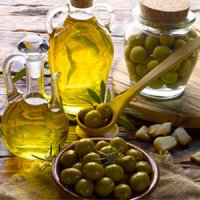 زنگ خطر کاهش مصرف روغن زیتون به صدا درآمد/پیش بینی تولید 80 هزارتن زیتون در سال جاری