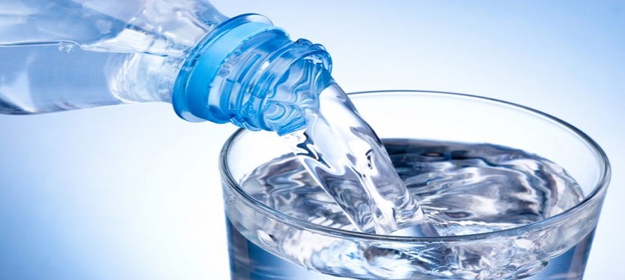 بدن ما روزانه چقدر آب نیاز دارد؟