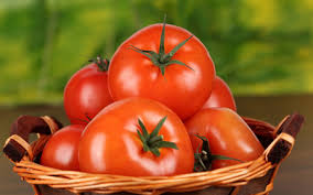 قیمت رب گوجه در بازار تغییری نداشته است/ نرخ هر کیلو گوجه‌ فرنگی ربی ۸۰۰ تومان