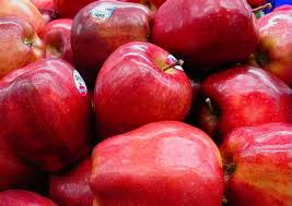 سیب از آذربایجان غربی صادر و کاغذ وارد می‌شود